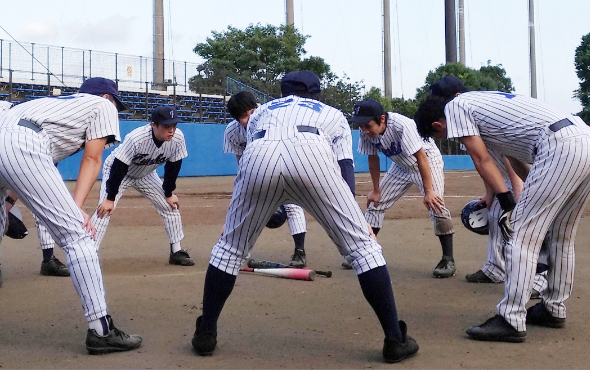 会社の野球チームでリーグ戦に出場！